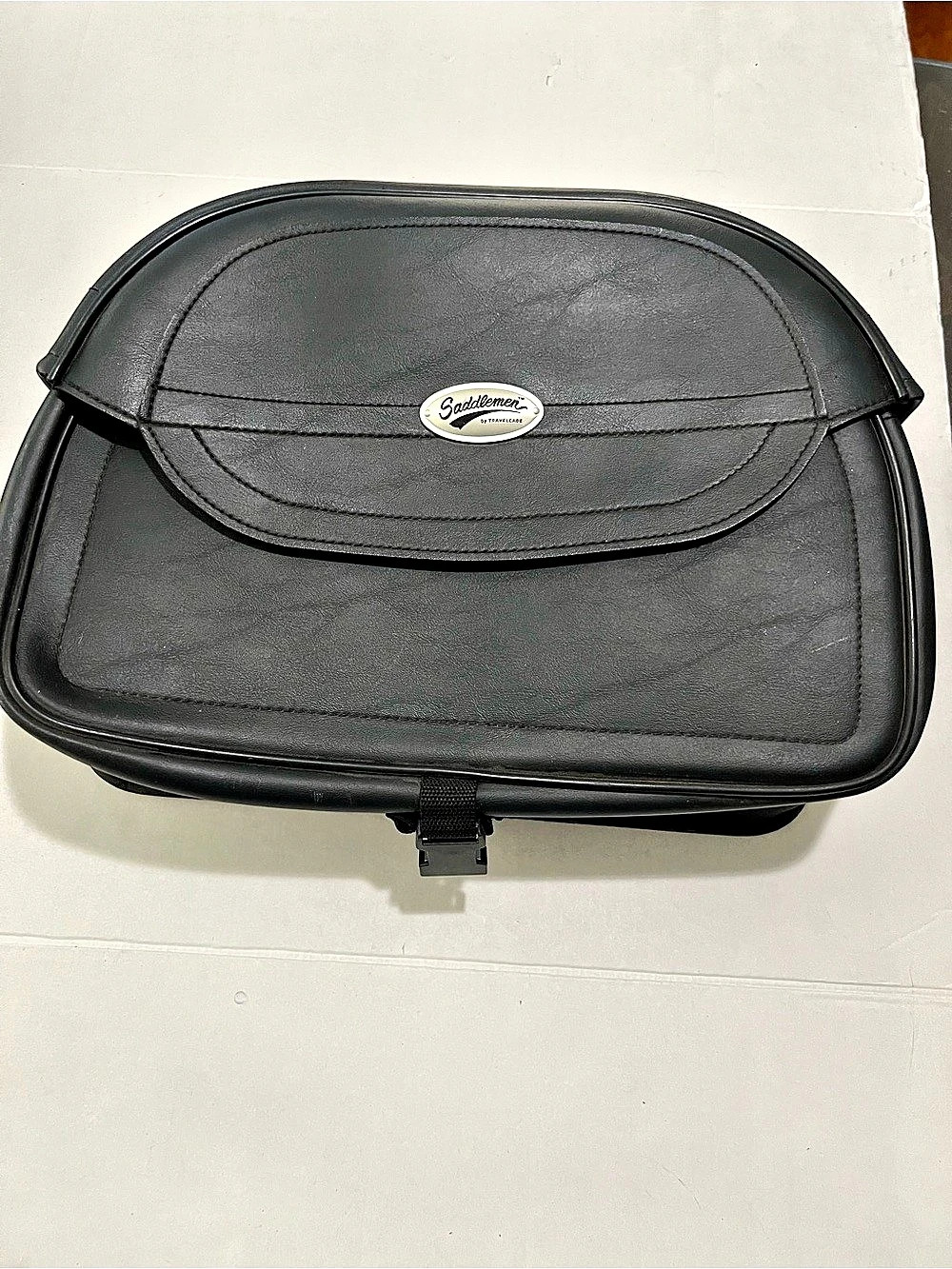 Single black synthetic leather Saddlemen motorcycle luggage bag